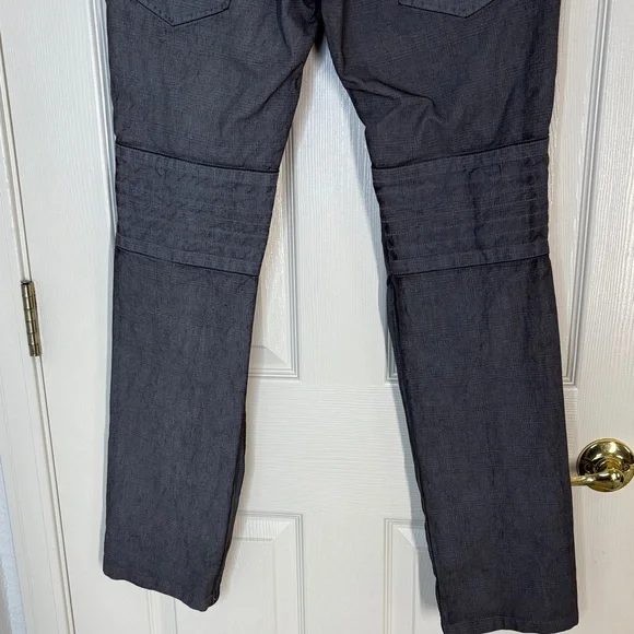 Men's Slim Straight Gray Streetwear Pants - Picture 10 of 15